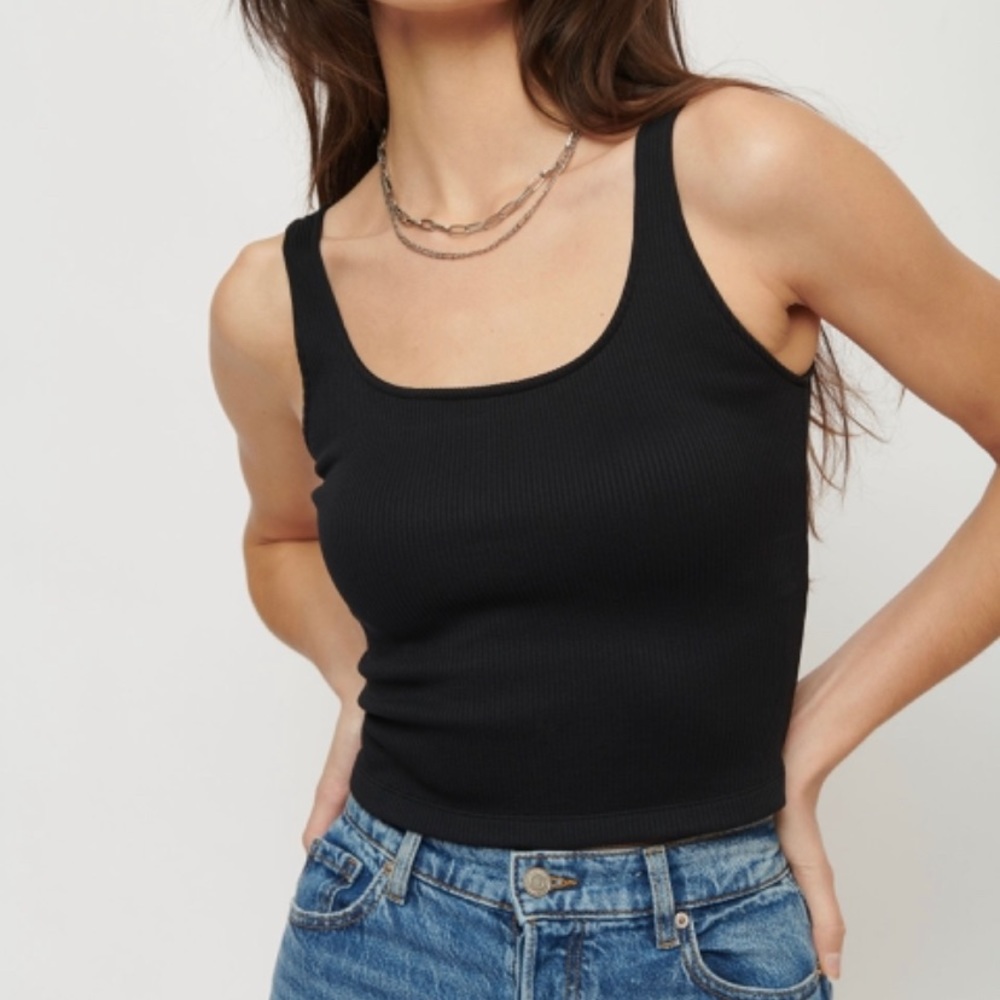 [SOLD] Dynamite Ribbed Tank Top in Black (XS)